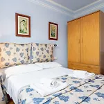 Vila 30 M From The