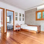 Vila 30 M From The Cambrils
