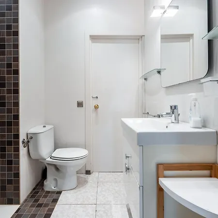 Vila 30 M From The Cambrils